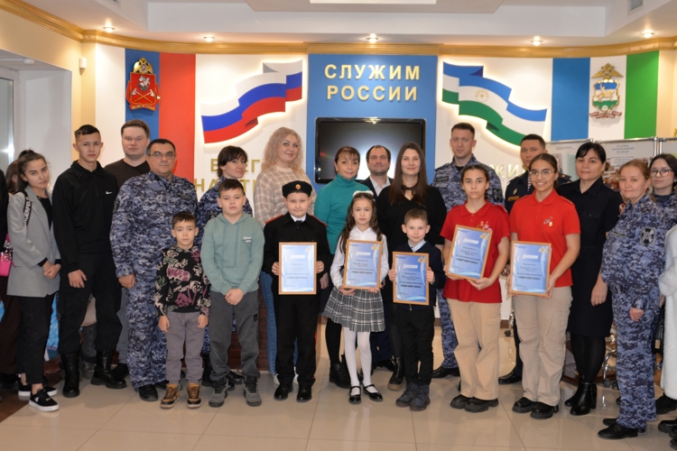 В Башкортостане наградили победителей совместного конкурса «Комсомолки» и территориального управления Росгвардии