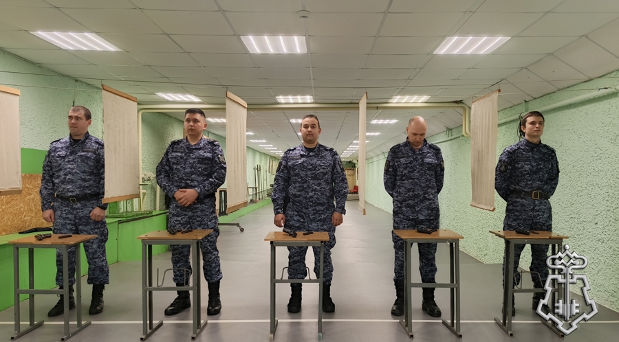 В Белорецке сотрудники Росгвардии соревновались в стрельбе из пистолета Марго