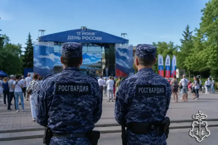 Сотрудники вневедомственной охраны Росгвардии обеспечили безопасность праздничных мероприятий в Башкортостане в День России