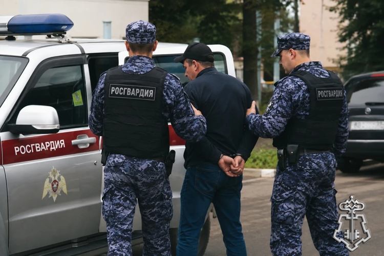 Росгвардейцы Уфы пресекли попытку кражи имущества учебного заведения