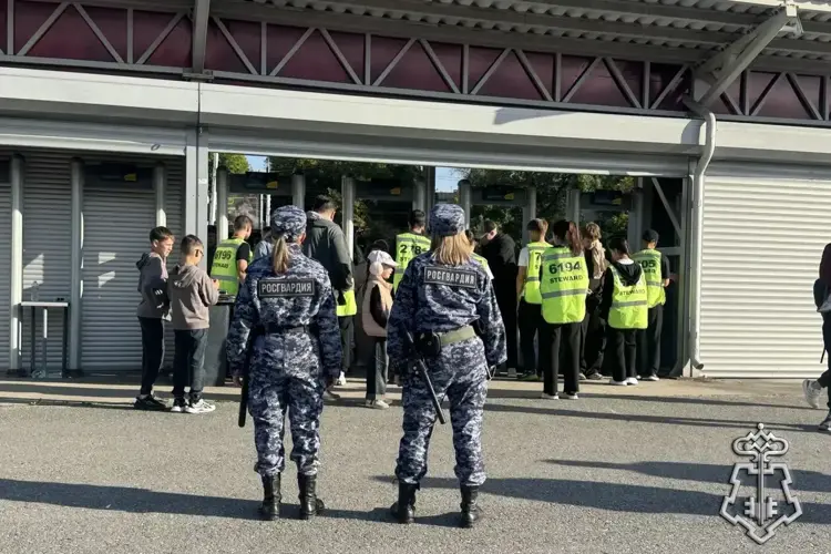 Росгвардейцы обеспечили безопасность во время футбольного матча в Уфе