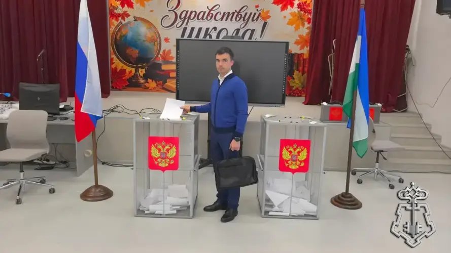 Начальник регионального управления вневедомственной охраны Росгвардии полковник полиции Вадим Шакиров проголосовал на выборах