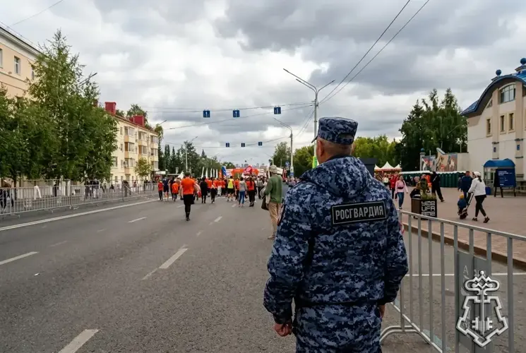 В Уфе сотрудники вневедомственной охраны Росгвардии обеспечили безопасность участников городского марафона