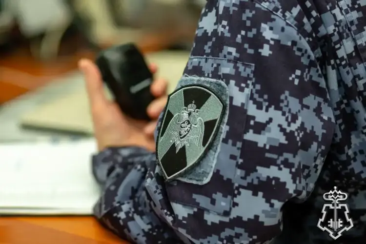 В Учалах росгвардейцы задержали подозреваемого в краже из гипермаркета