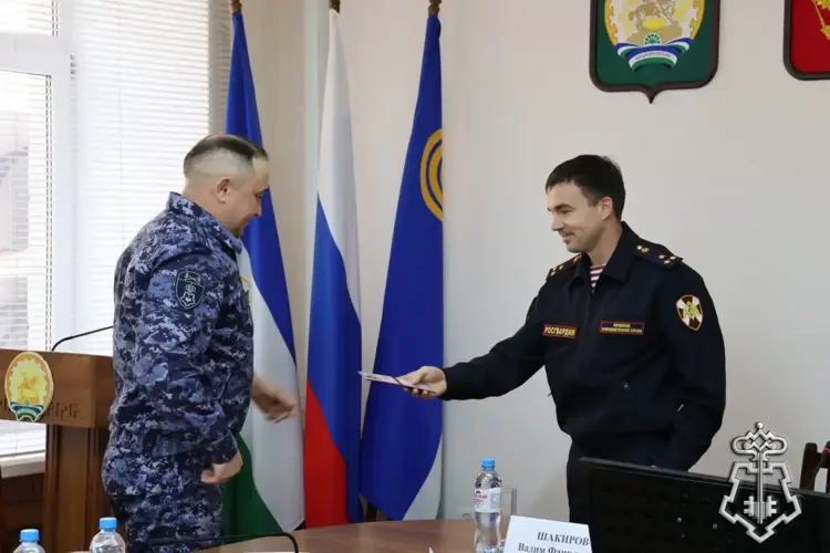 В городе Октябрьском представили нового начальника отдела вневедомственной охраны
