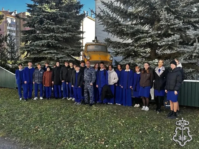 В Туймазах росгвардейцы провели патриотическое мероприятие для кадет класса имени Героя России Минигали Шаймуратова